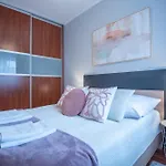 Przy Promenadzie Trzy Korony Z Sypialnia - Parking - An Der Promenade Trzy Korony Mit Schlafzimmer - Parkplatz- Na Wyspie شقة