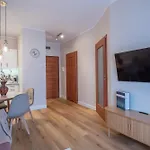 Przy Promenadzie Trzy Korony Z Sypialnia - Parking - An Der Promenade Trzy Korony Mit Schlafzimmer - Parkplatz- Na Wyspie سفينويتشي