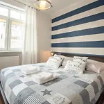 Przy Promenadzie Trzy Korony Z Sypialnia - Parking - An Der Promenade Trzy Korony Mit Schlafzimmer - Parkplatz- Na Wyspie سفينويتشي