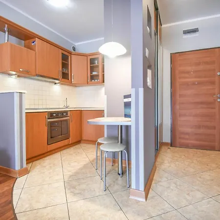 Przy Promenadzie Trzy Korony Z Sypialnia - Parking - An Der Promenade Trzy Korony Mit Schlafzimmer - Parkplatz- Na Wyspie شقة