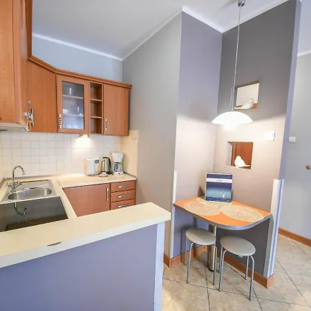 Przy Promenadzie Trzy Korony Z Sypialnia - Parking - An Der Promenade Trzy Korony Mit Schlafzimmer - Parkplatz- Na Wyspie * Svinoústí