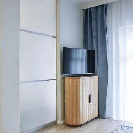 아파트 Przy Promenadzie Trzy Korony Z Sypialnia - Parking - An Der Promenade Trzy Korony Mit Schlafzimmer - Parkplatz- Na Wyspie *