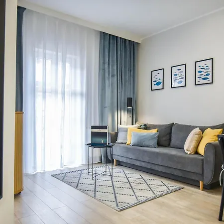 Przy Promenadzie Trzy Korony Z Sypialnia - Parking - An Der Promenade Trzy Korony Mit Schlafzimmer - Parkplatz- Na Wyspie Apartmán *