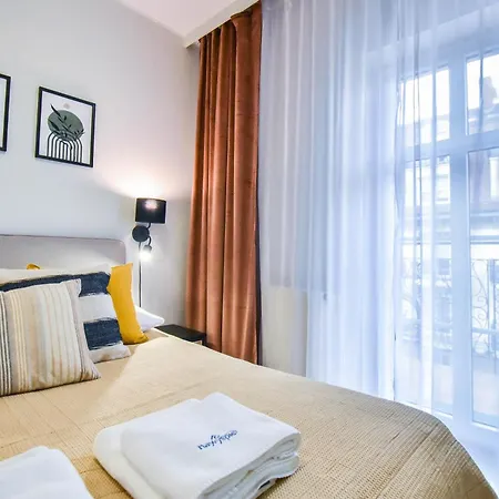 Przy Promenadzie Trzy Korony Z Sypialnia - Parking - An Der Promenade Trzy Korony Mit Schlafzimmer - Parkplatz- Na Wyspie