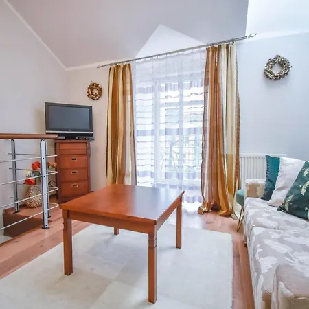 Apartmán Przy Promenadzie Trzy Korony Z Sypialnia - Parking - An Der Promenade Trzy Korony Mit Schlafzimmer - Parkplatz- Na Wyspie