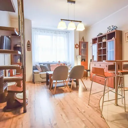 Przy Promenadzie Trzy Korony Z Sypialnia - Parking - An Der Promenade Trzy Korony Mit Schlafzimmer - Parkplatz- Na Wyspie Svinoústí