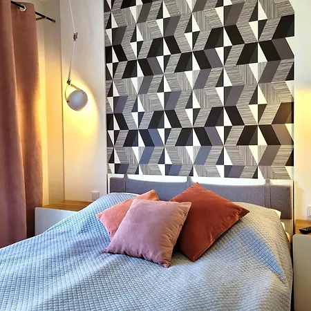 شقة Przy Promenadzie Trzy Korony Z Sypialnia - Parking - An Der Promenade Trzy Korony Mit Schlafzimmer - Parkplatz- Na Wyspie سفينويتشي