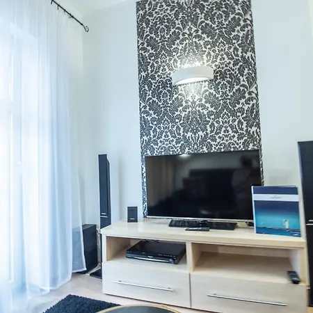 شقة Przy Promenadzie Trzy Korony Z Sypialnia - Parking - An Der Promenade Trzy Korony Mit Schlafzimmer - Parkplatz- Na Wyspie