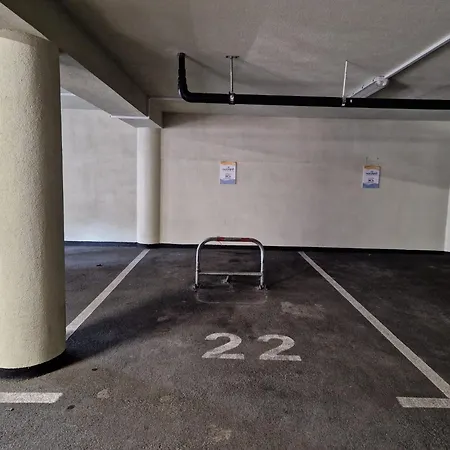 Przy Promenadzie Trzy Korony Z Sypialnia - Parking - An Der Promenade Trzy Korony Mit Schlafzimmer - Parkplatz- Na Wyspie *
