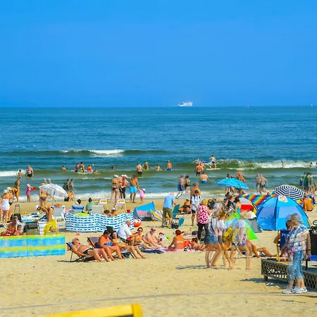 Przy Promenadzie Trzy Korony Z Sypialnia - Parking - An Der Promenade Trzy Korony Mit Schlafzimmer - Parkplatz- Na Wyspie Apartmán Svinoústí