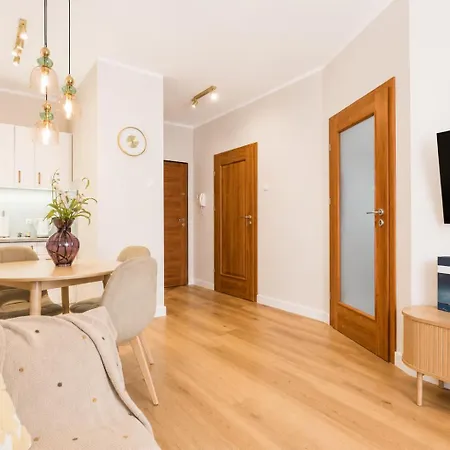 Przy Promenadzie Trzy Korony Z Sypialnia - Parking - An Der Promenade Trzy Korony Mit Schlafzimmer - Parkplatz- Na Wyspie Svinoústí