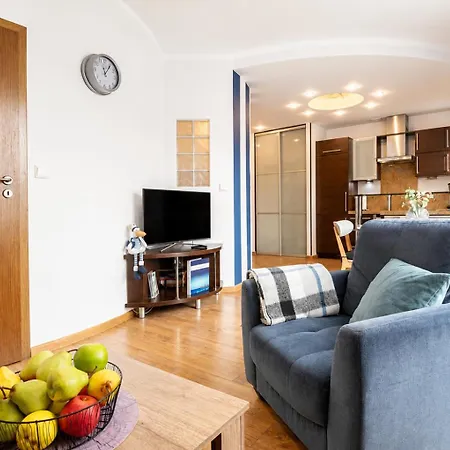 Przy Promenadzie Trzy Korony Z Sypialnia - Parking - An Der Promenade Trzy Korony Mit Schlafzimmer - Parkplatz- Na Wyspie Apartmán