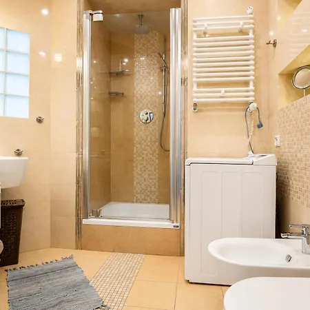 Przy Promenadzie Trzy Korony Z Sypialnia - Parking - An Der Promenade Trzy Korony Mit Schlafzimmer - Parkplatz- Na Wyspie Apartmán Svinoústí