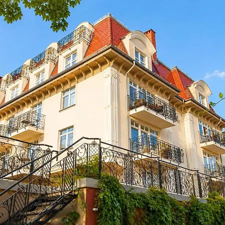 Przy Promenadzie Trzy Korony Z Sypialnia - Parking - An Der Promenade Trzy Korony Mit Schlafzimmer - Parkplatz- Na Wyspie Apartmán